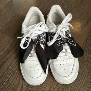 Custom Nike AF1 Air Force One White Sneakers Bandana GUC size 5Y, 6.5 Women’s
